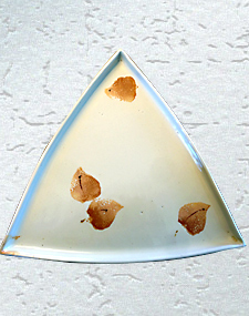 Bronze Leaf Triangular Plate