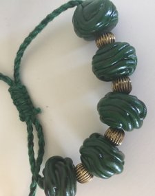 Lac bead bracelet